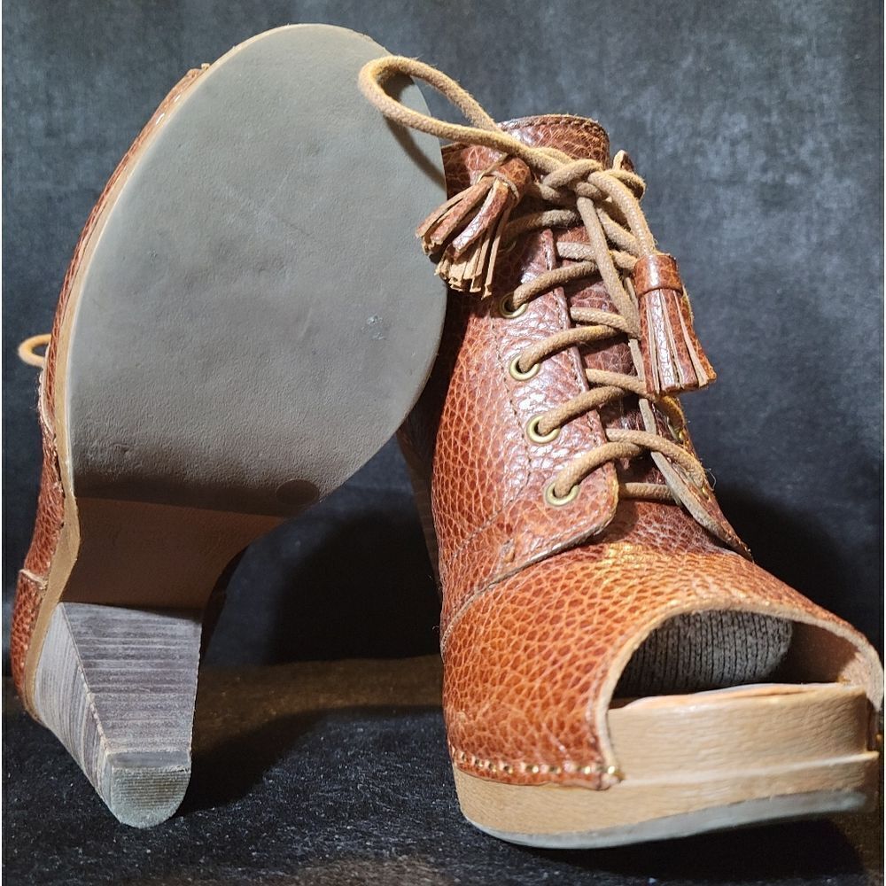 Lucky Brand heels women's 8m - Picture 2 of 11